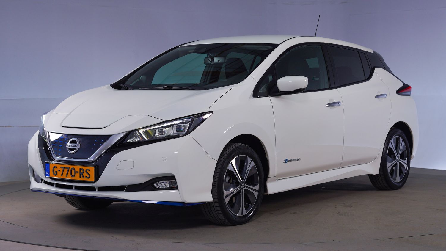 Nissan Leaf Hatchback 2019 G-770-RS 1