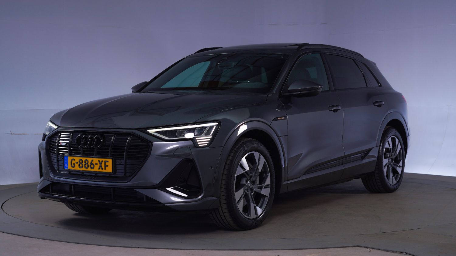 Audi E-Tron SUV / Terreinwagen 2019 G-886-XF 1