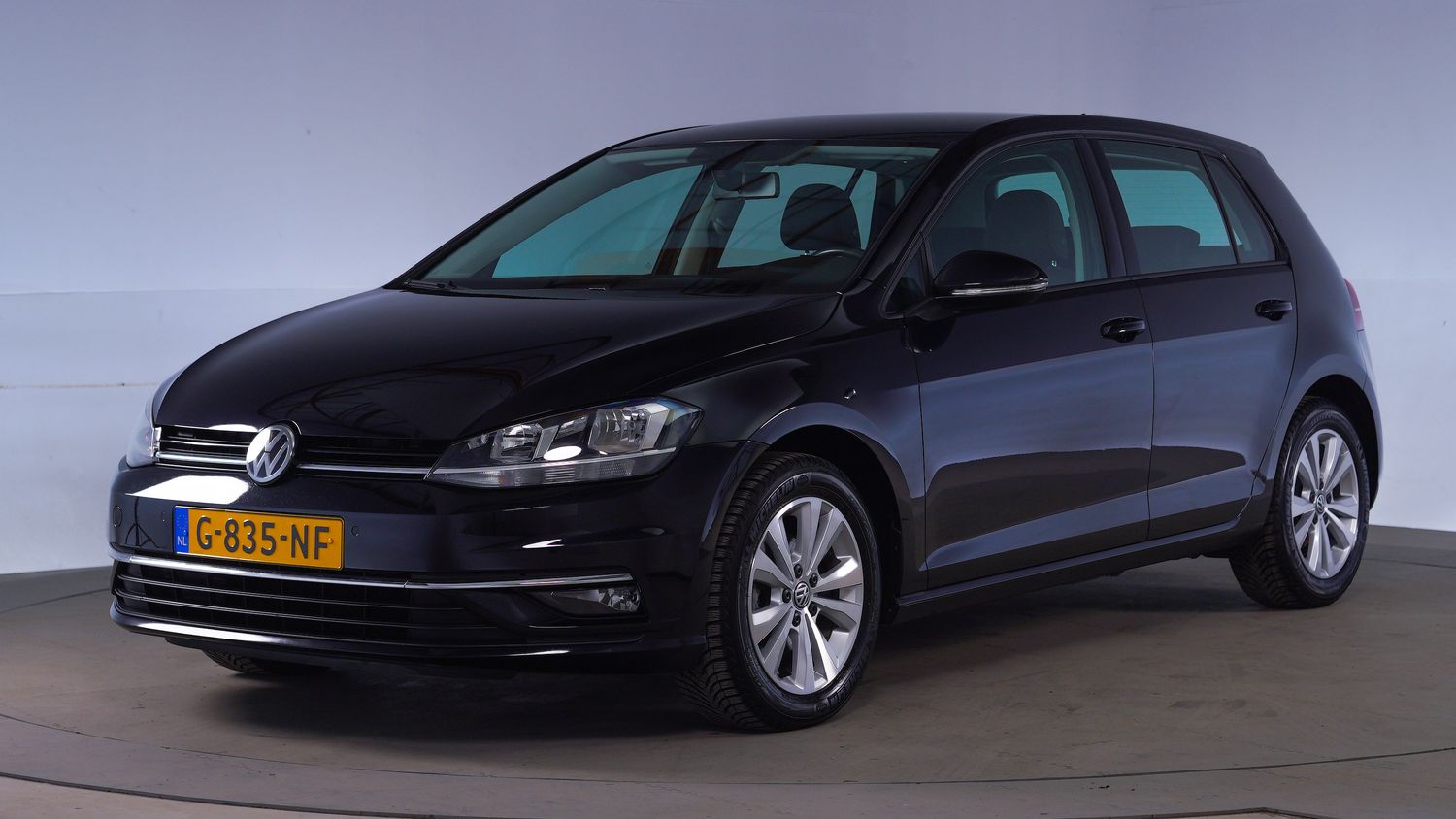 Volkswagen Golf Hatchback 2019 G-835-NF 1