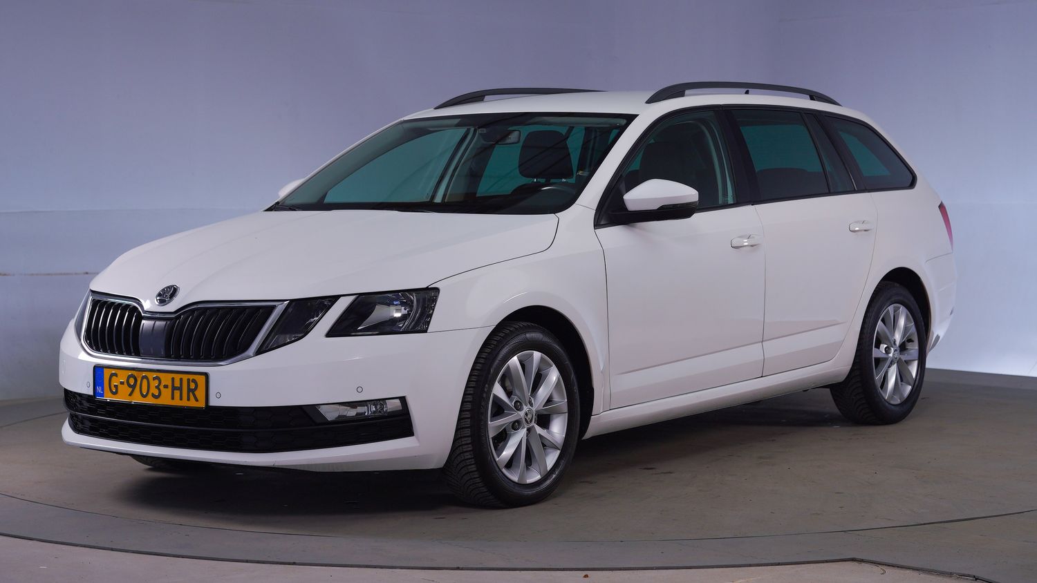 Skoda Octavia Station 2019 G-903-HR 1