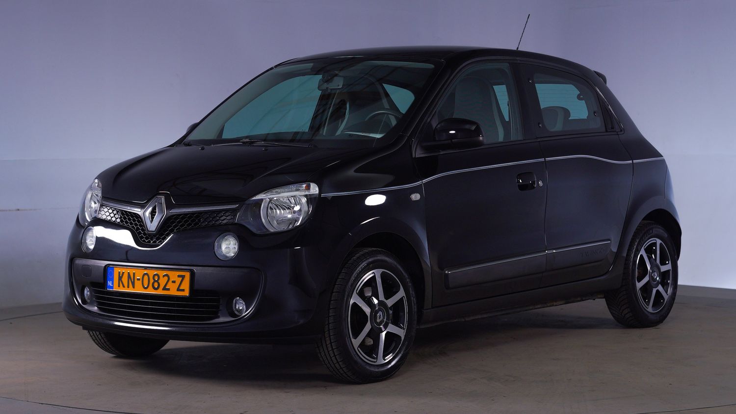 Renault Twingo Hatchback 2016 KN-082-Z 1