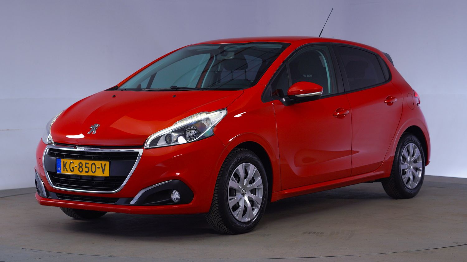 Peugeot 208 Hatchback 2016 KG-850-V 1