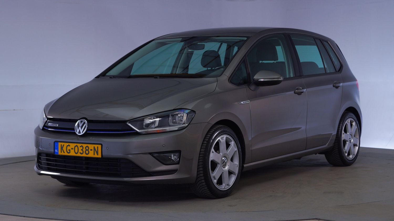 Volkswagen Golf Sportsvan MPV 2016 KG-038-N 1