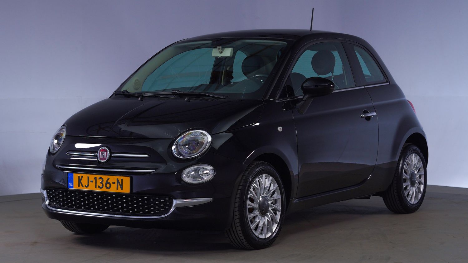 Fiat 500 Hatchback 2016 KJ-136-N 1