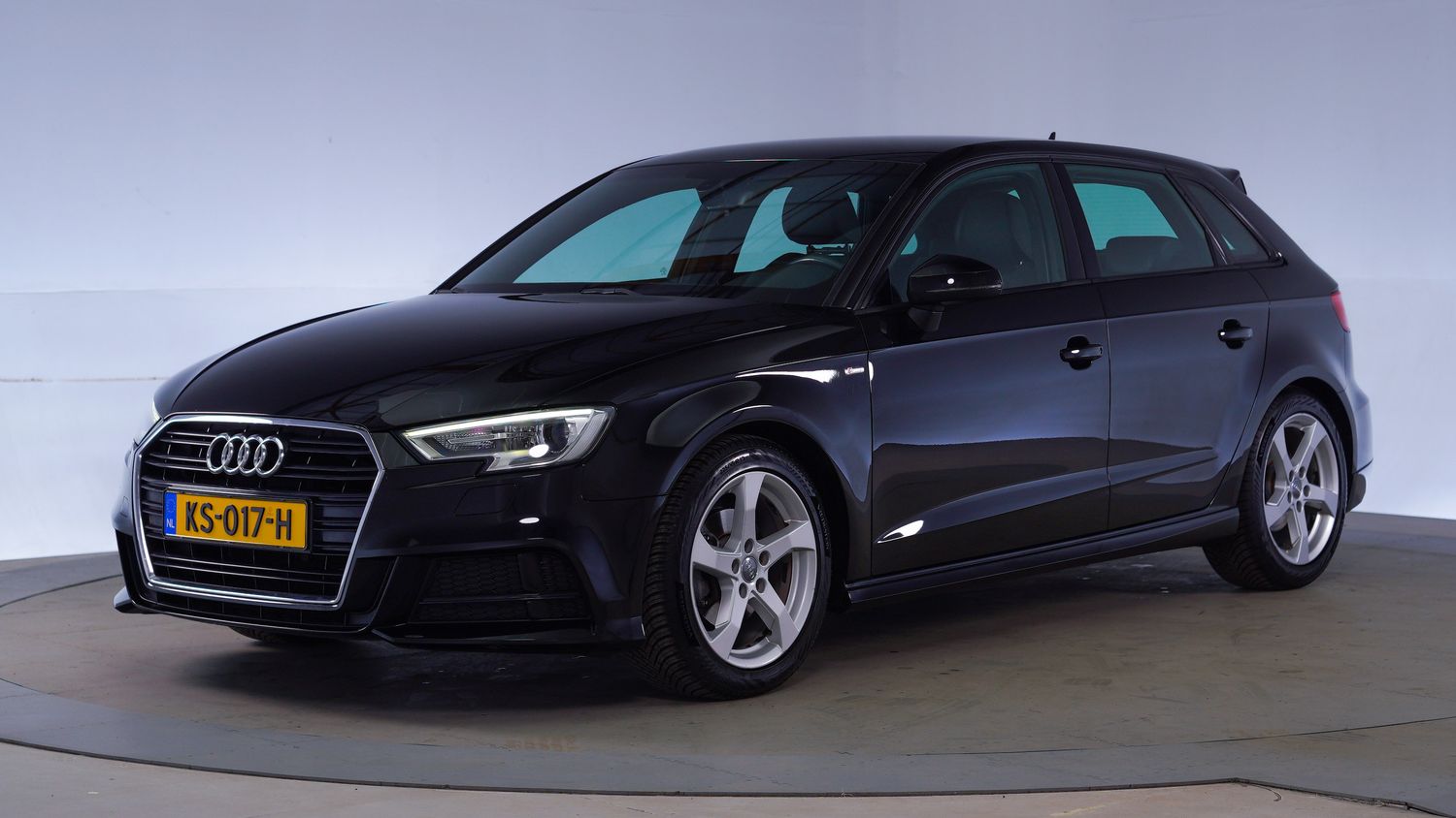 Audi A3 Hatchback 2017 KS-017-H 1