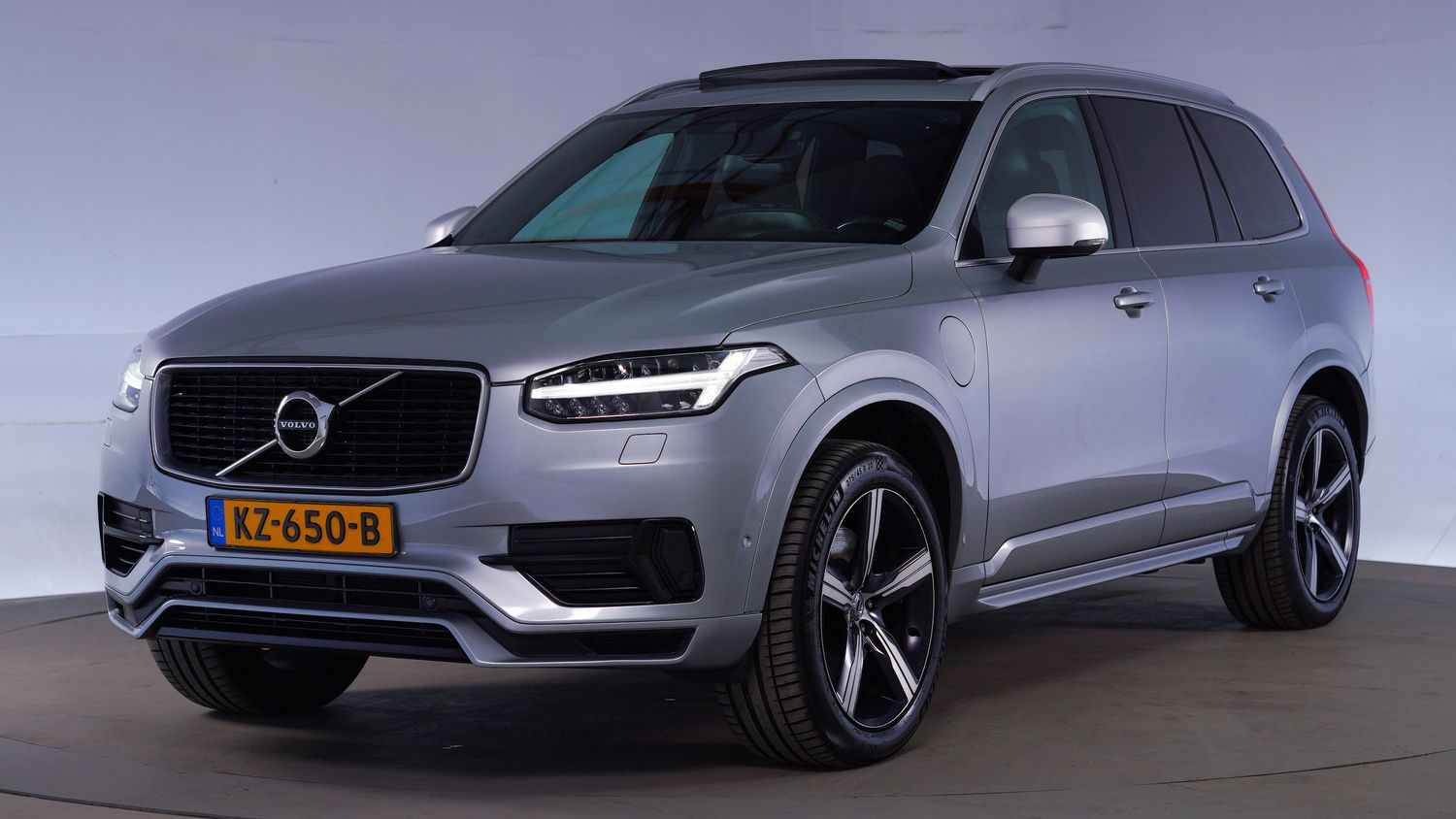 Volvo XC90 MPV 2016 KZ-650-B 1