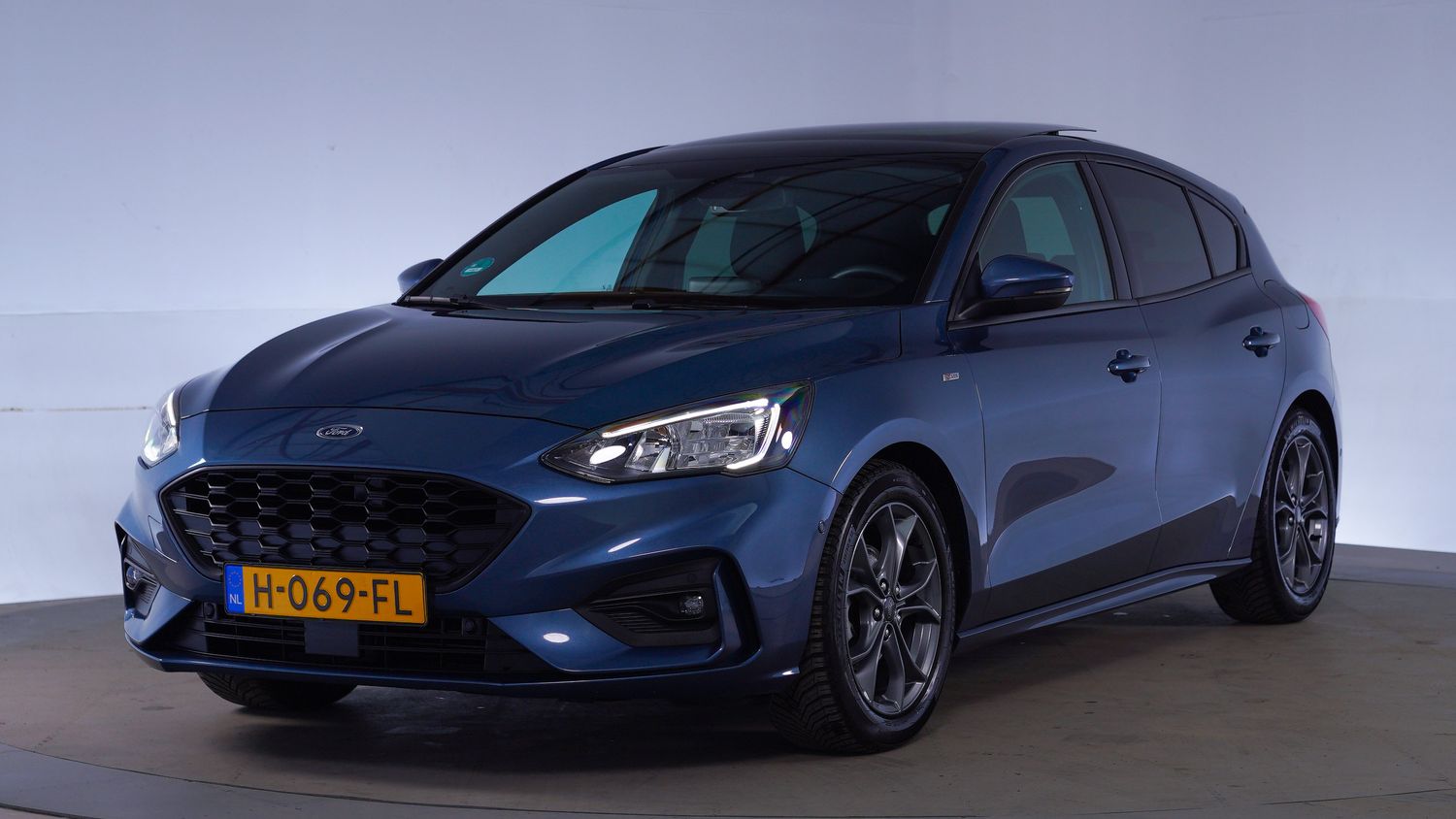 Ford Focus Hatchback 2020 H-069-FL 1