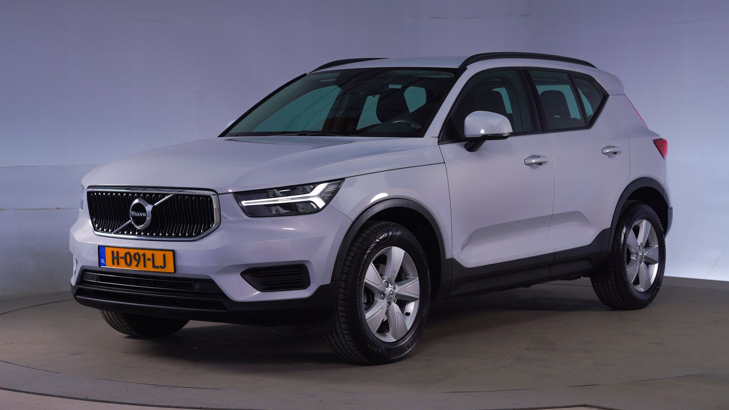 Volvo XC40 SUV / Terreinwagen 2019 H-091-LJ 1