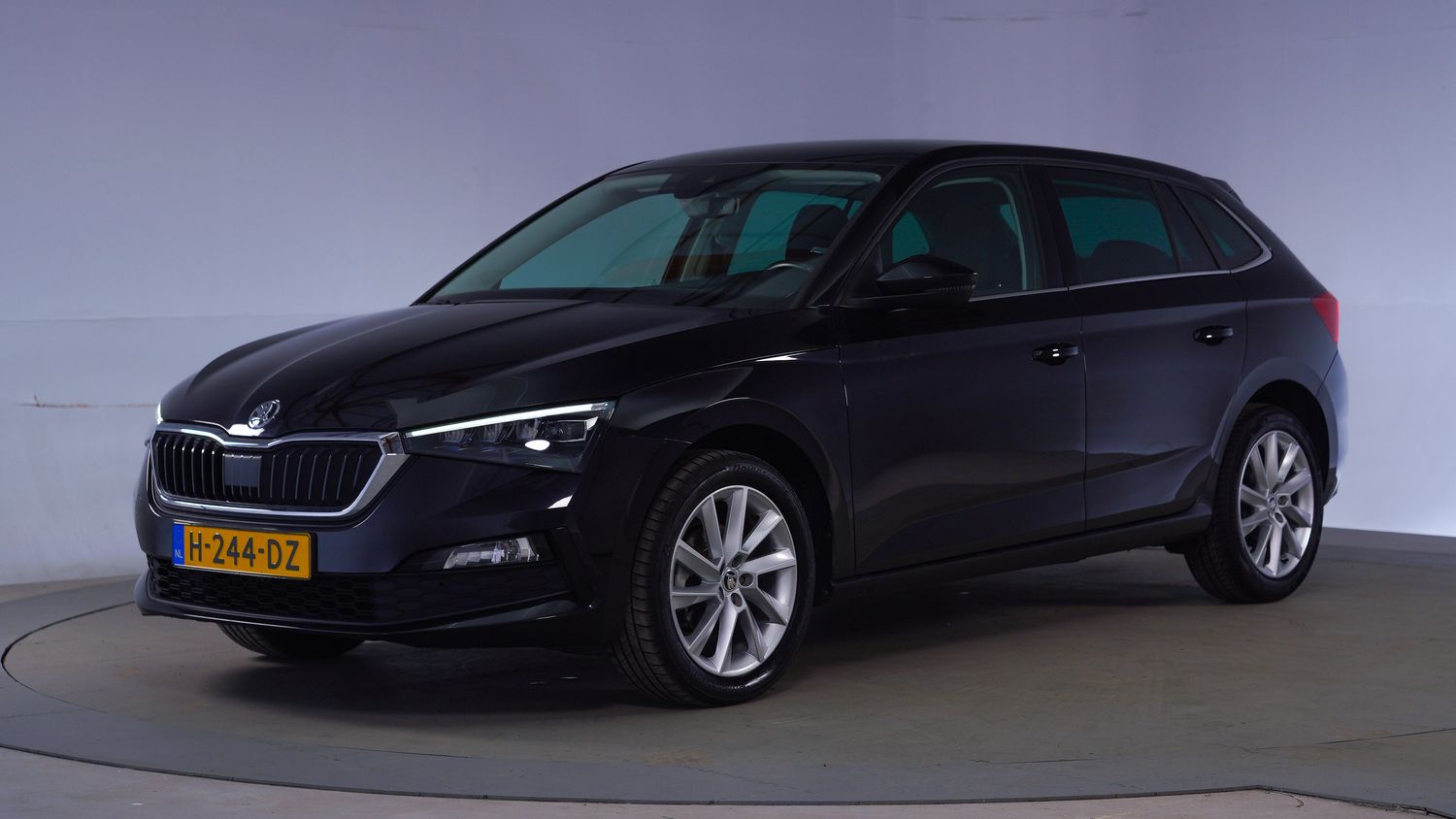 Skoda Scala Hatchback 2020 H-244-DZ 1