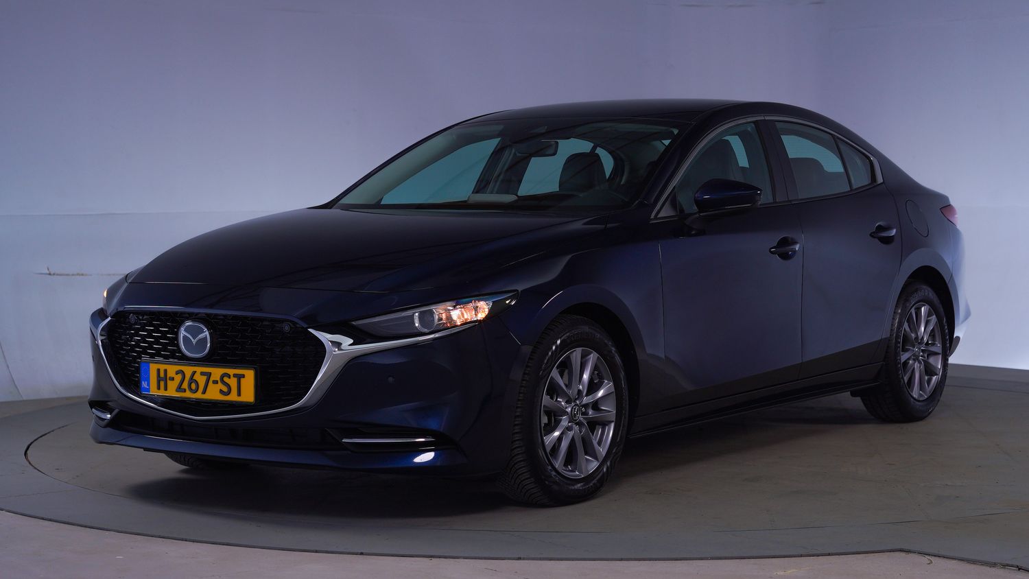 Mazda 3 Sedan 2020 H-267-ST 1