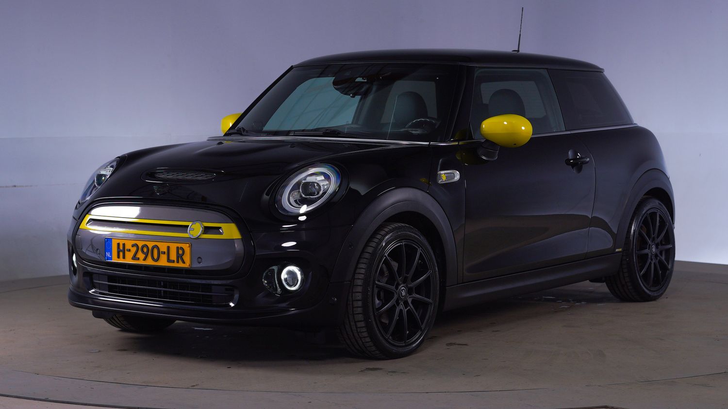 Mini Mini Electric Hatchback 2020 H-290-LR 1