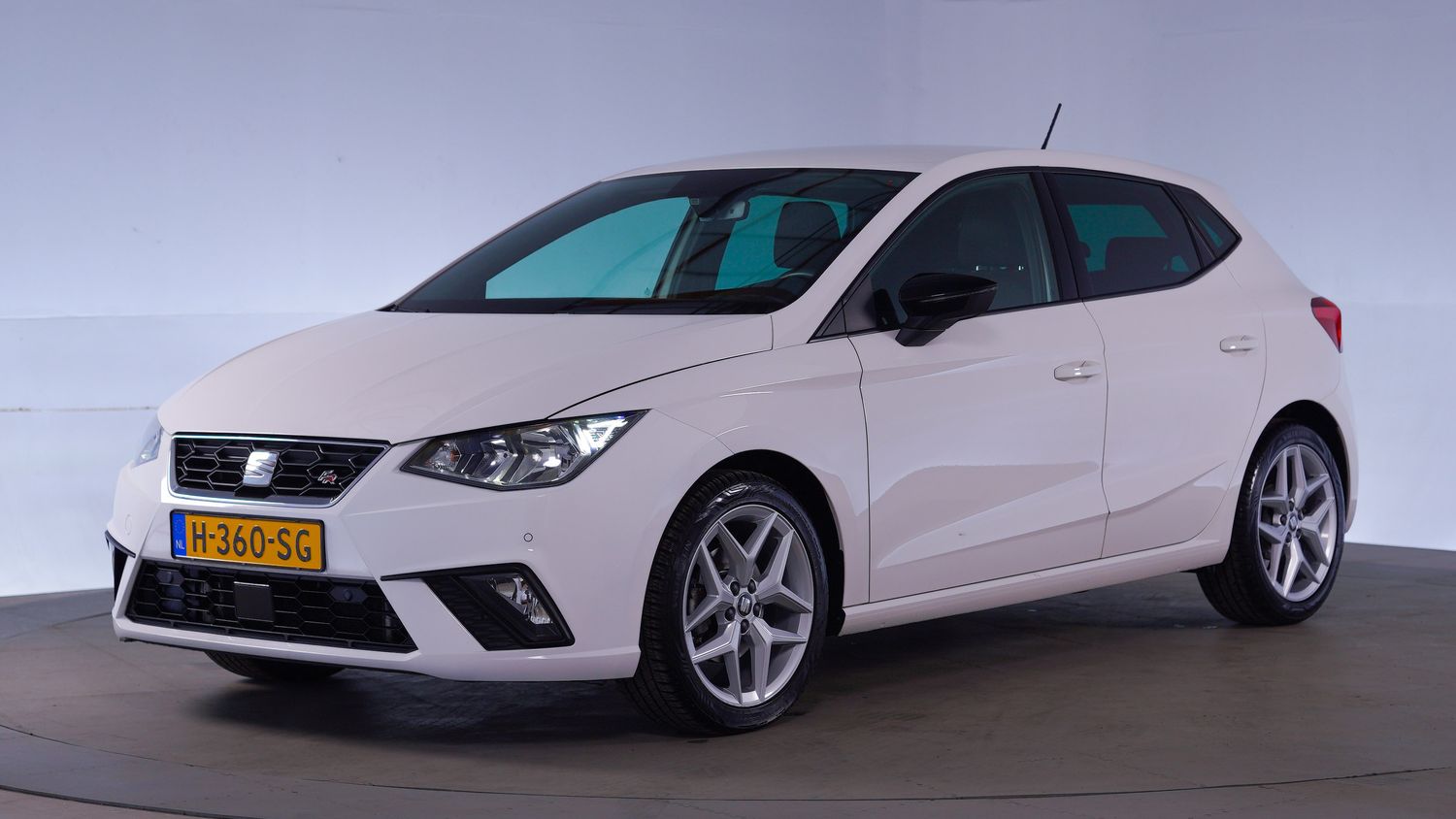 Seat Ibiza Hatchback 2020 H-360-SG 1