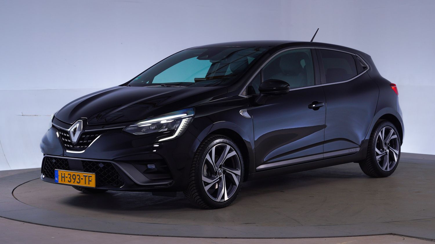 Renault Clio Hatchback 2020 H-393-TF 1