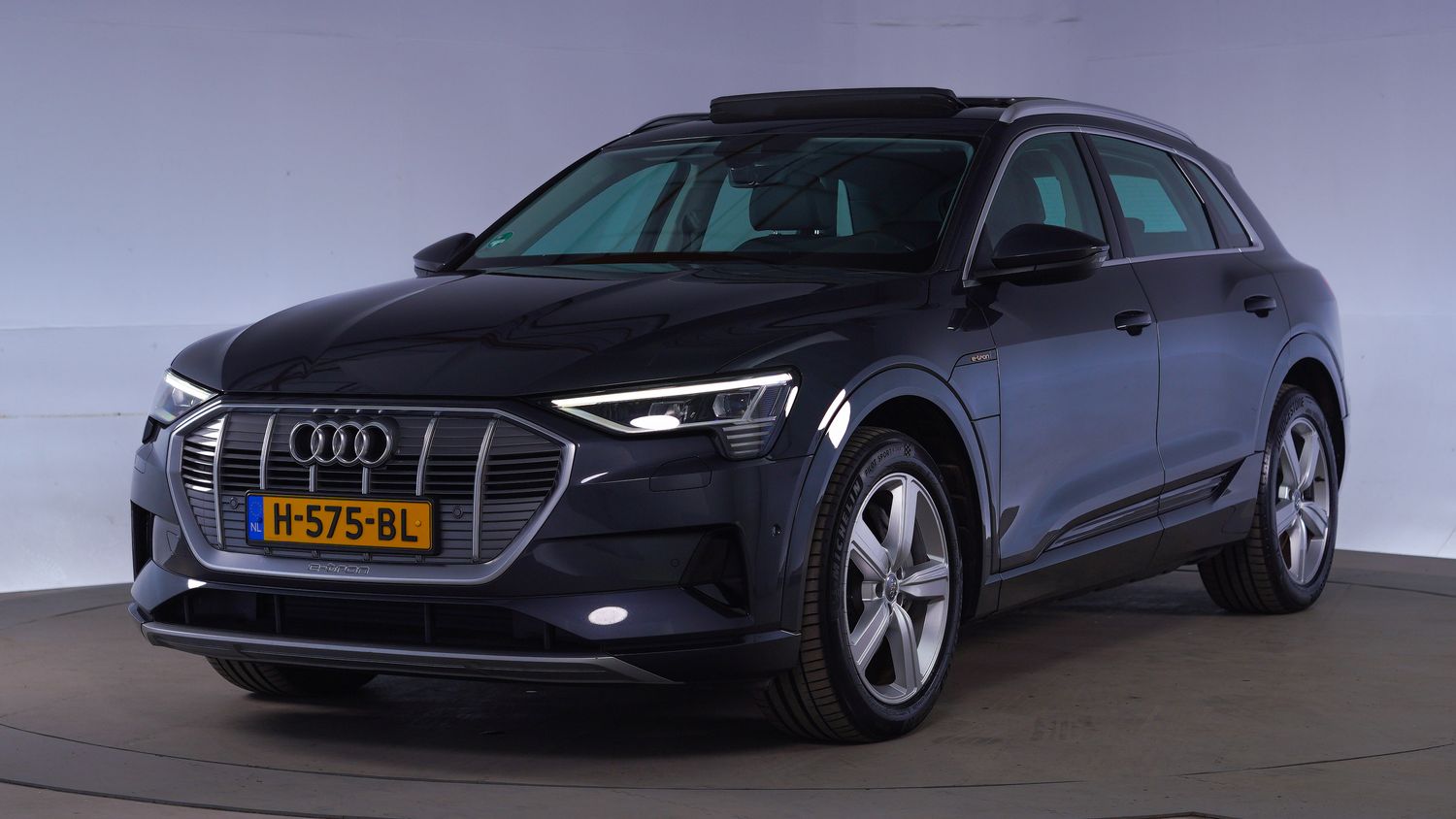 Audi E-Tron SUV / Terreinwagen 2019 H-575-BL 1