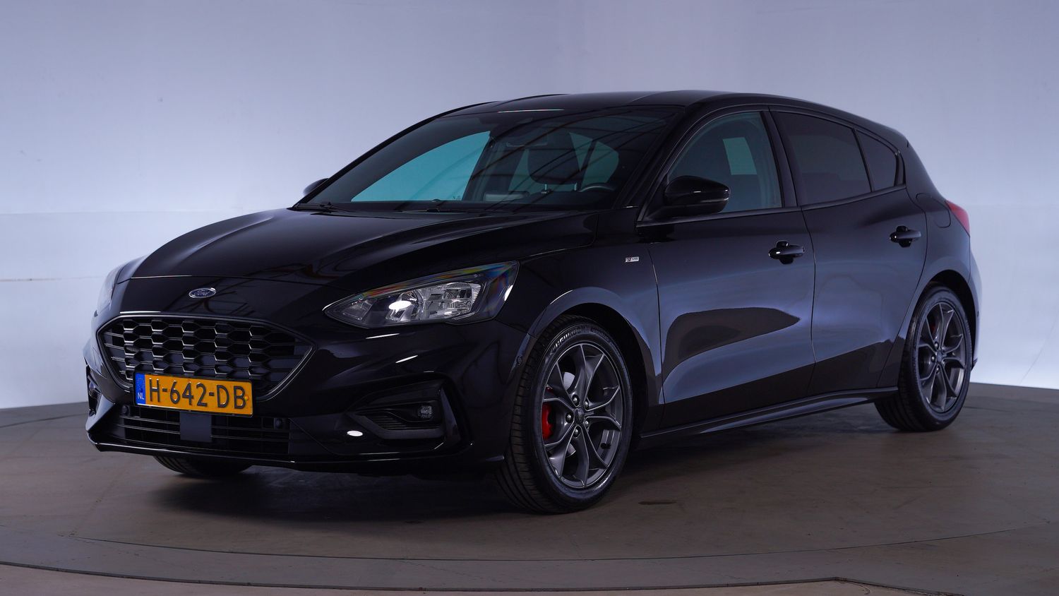 Ford Focus Hatchback 2020 H-642-DB 1