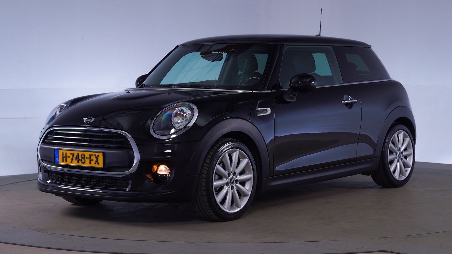Mini One Hatchback 2020 H-748-FX 1