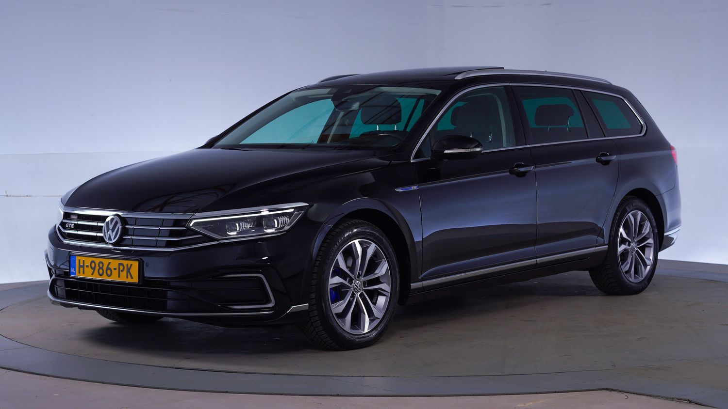 Volkswagen Passat Station 2020 H-986-PK 1
