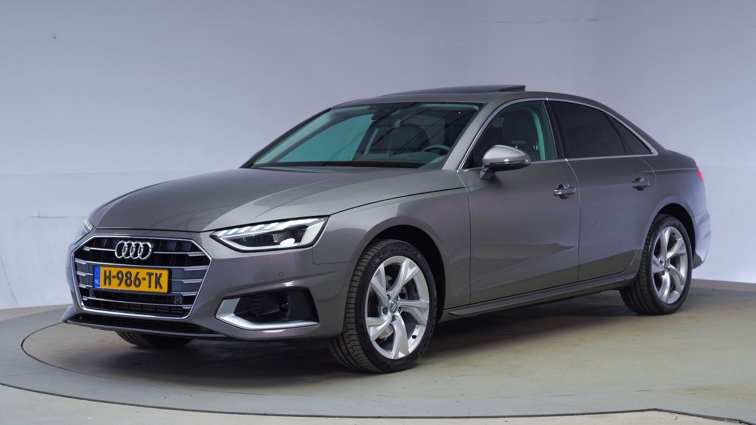 Audi A4 Sedan 2020 H-986-TK 1