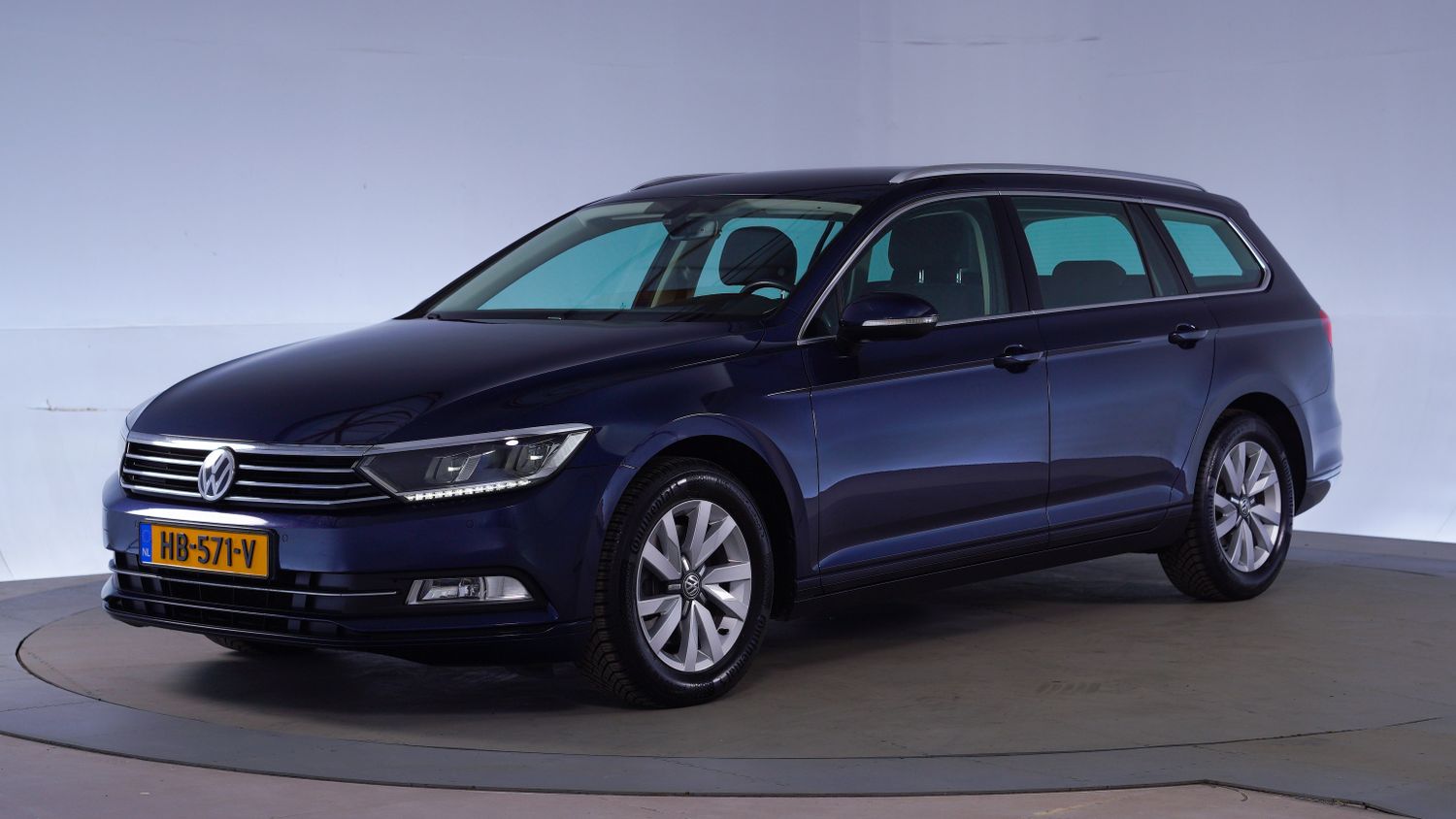 Volkswagen Passat Station 2015 HB-571-V 1