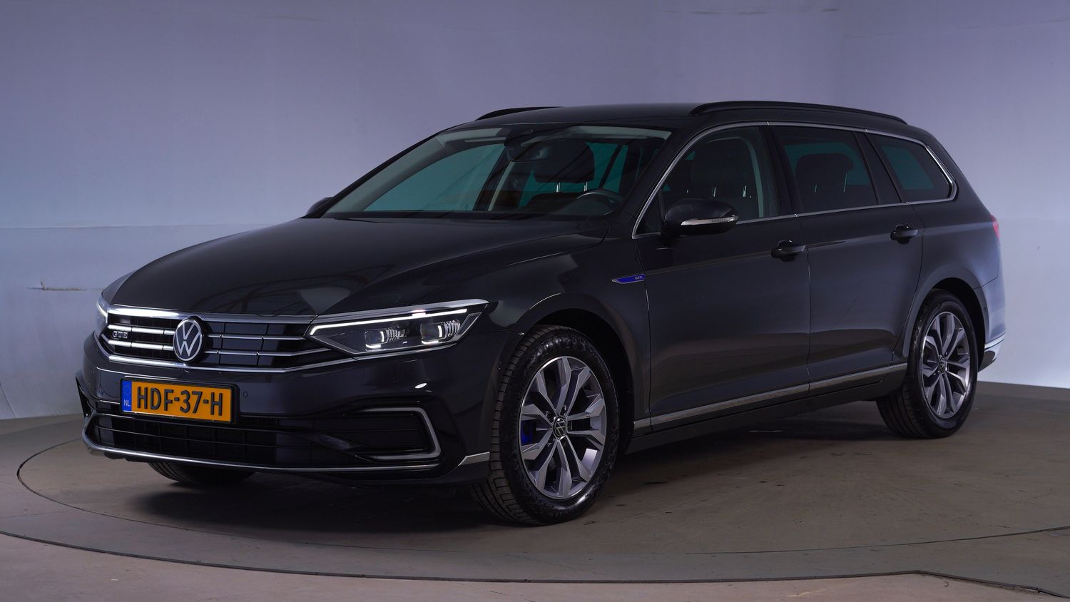 Volkswagen Passat Station 2021 HDF-37-H 1