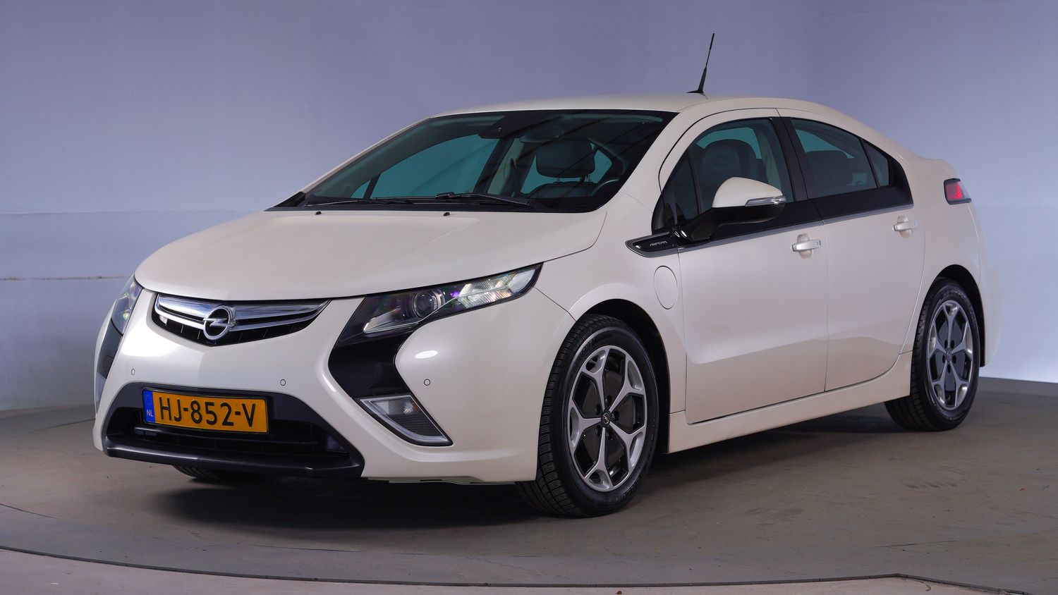 Opel Ampera Hatchback 2015 HJ-852-V 1