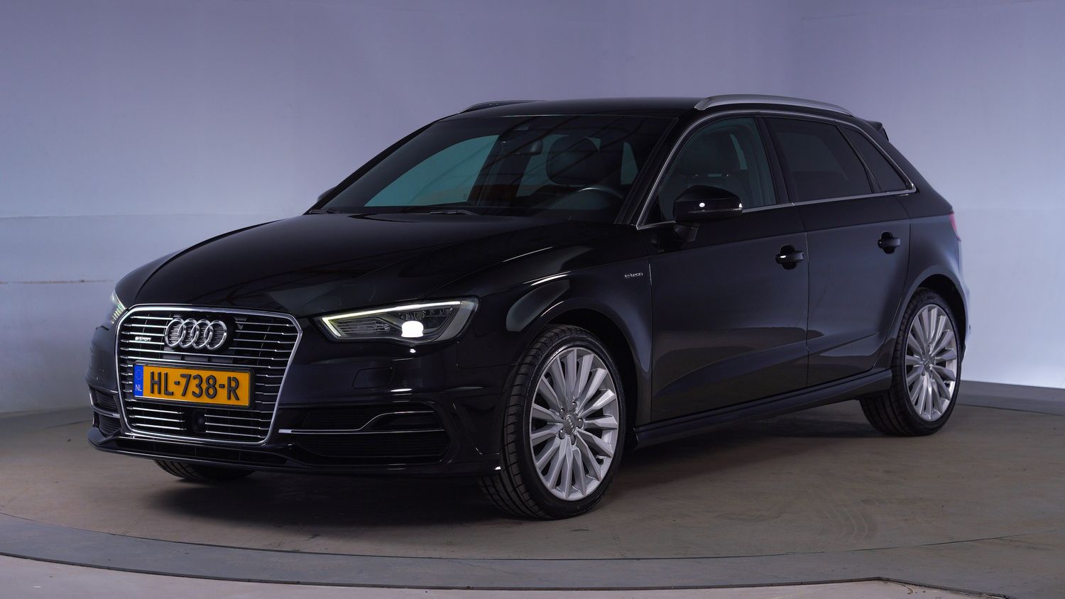 Audi A3 Hatchback 2015 HL-738-R 1