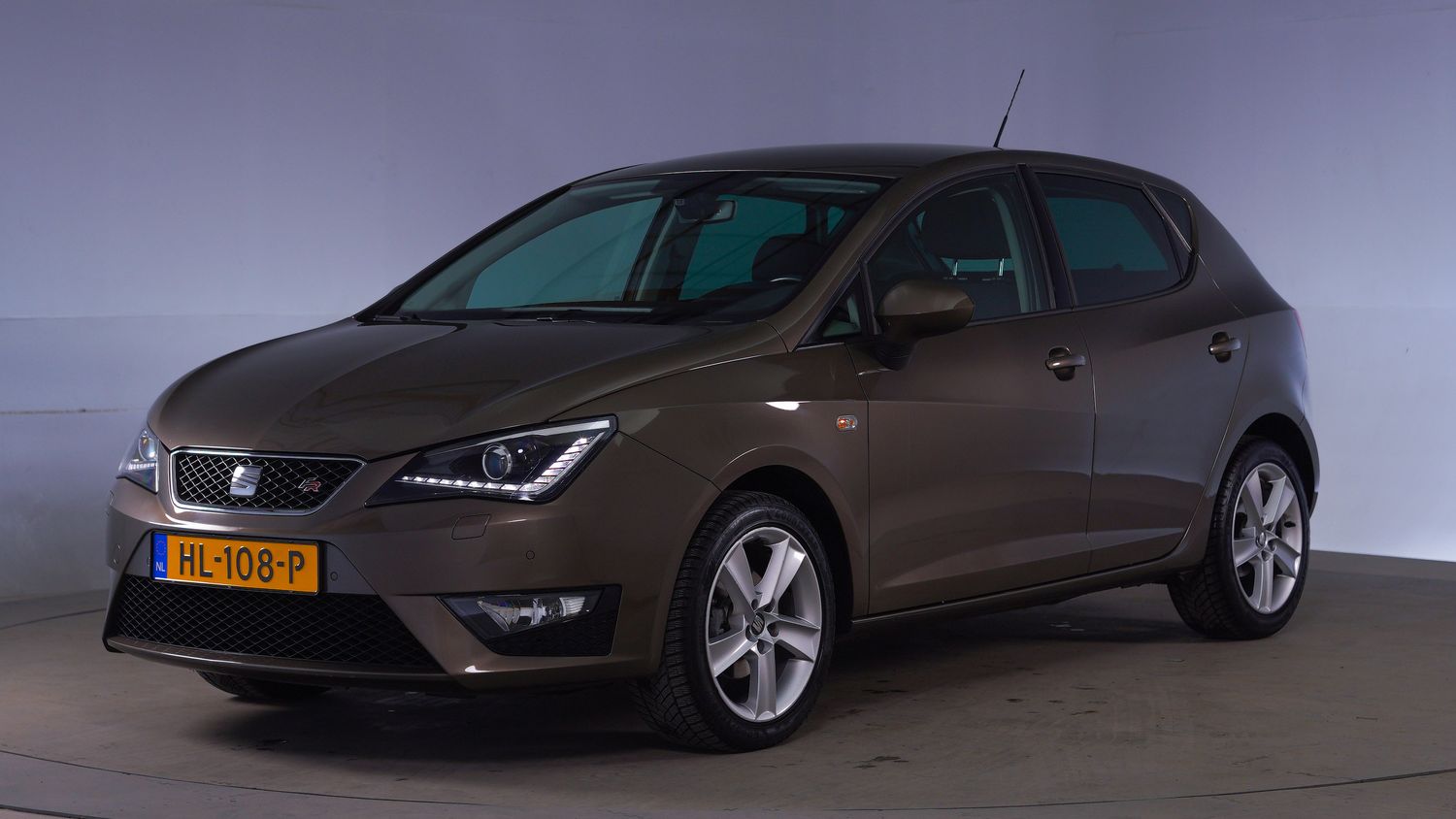 Seat Ibiza Hatchback 2015 HL-108-P 1