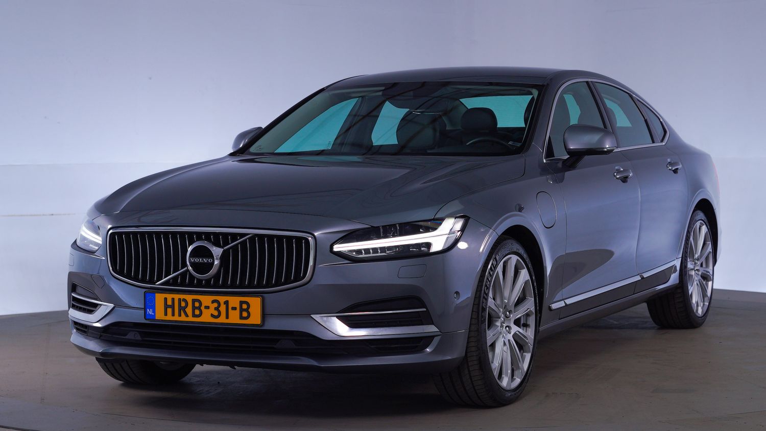 Volvo S90 Sedan 2019 HRB-31-B 1