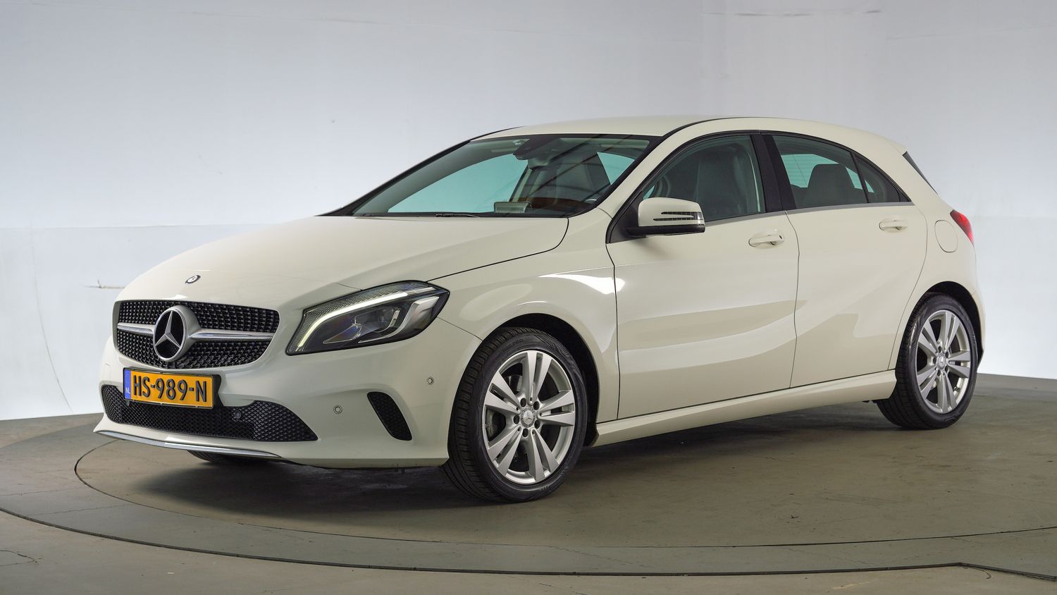 Mercedes-Benz A-klasse Hatchback 2016 HS-989-N 1