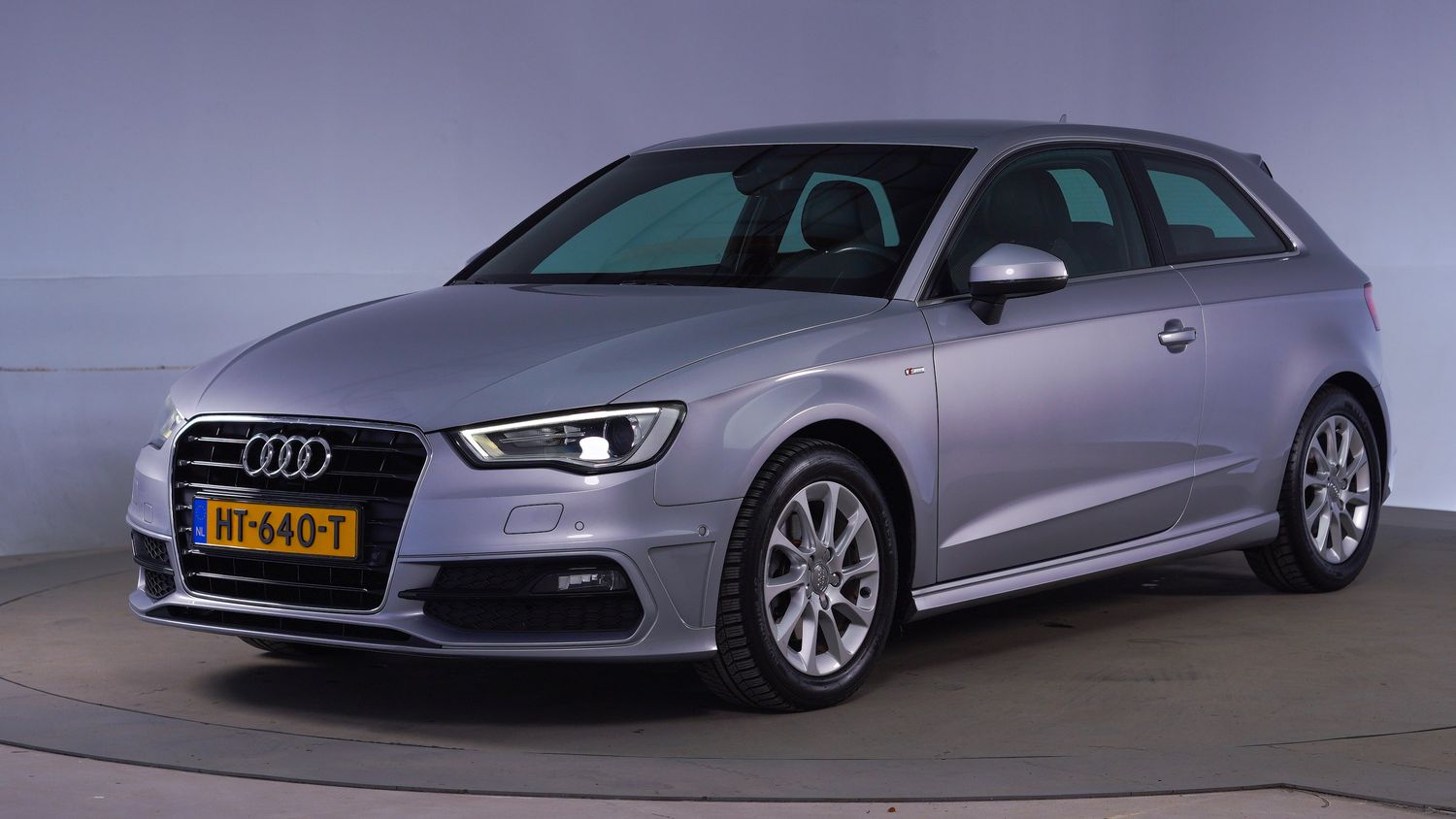 Audi A3 Hatchback 2015 HT-640-T 1