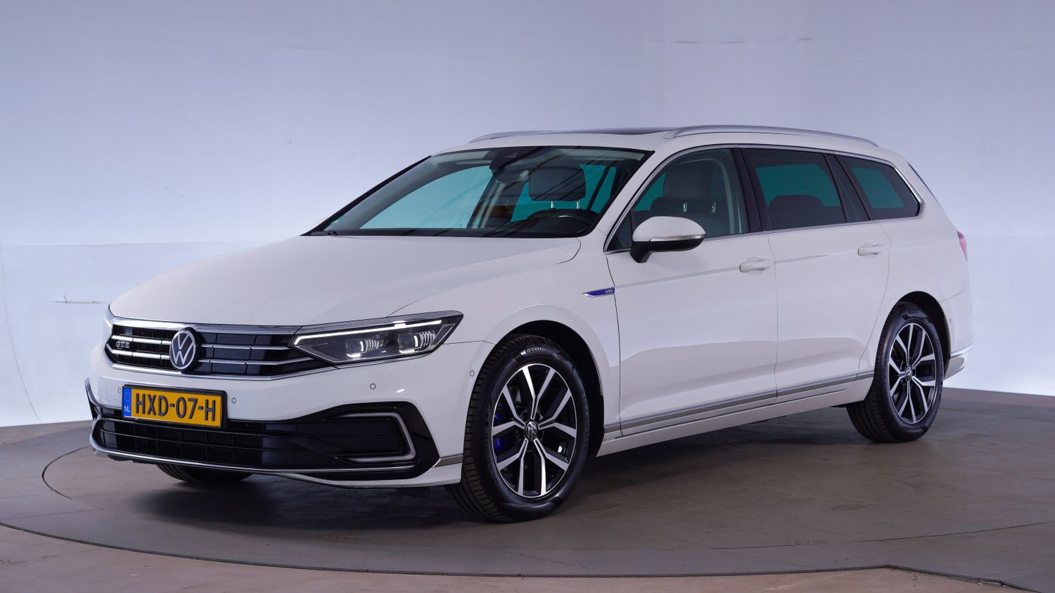 Volkswagen Passat Station 2021 HXD-07-H 1