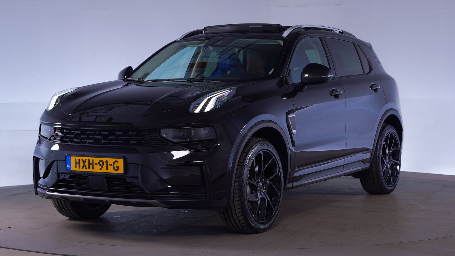 Lynk & Co 01 SUV / Terreinwagen 2023 HXH-91-G 1