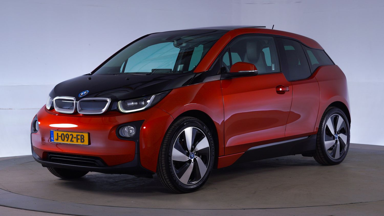 BMW i3 Hatchback 2014 J-092-FB 1