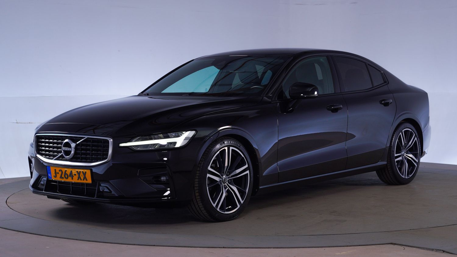 Volvo S60 Sedan 2020 J-264-XX 1
