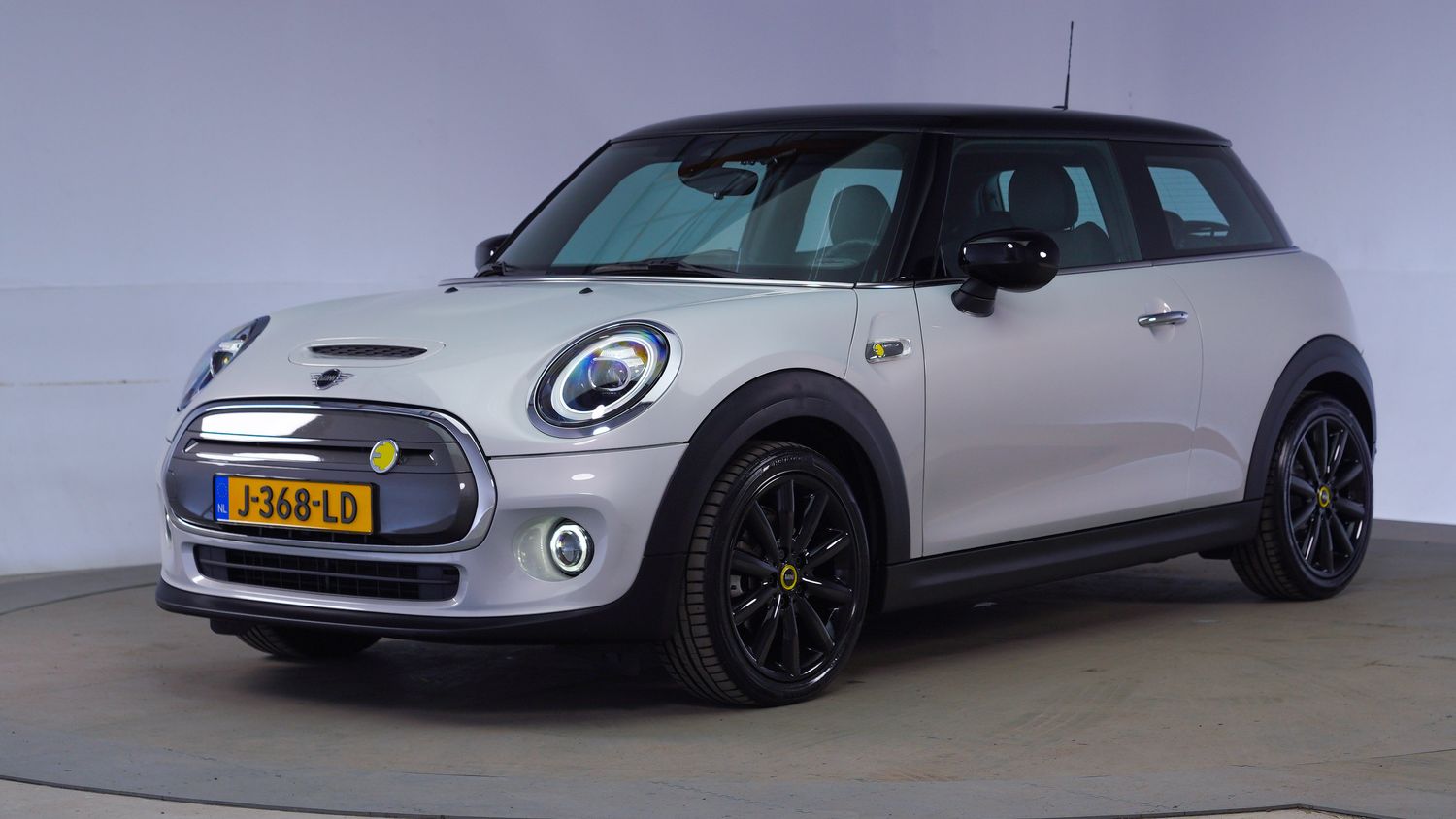 Mini Mini Electric Hatchback 2020 J-368-LD 1