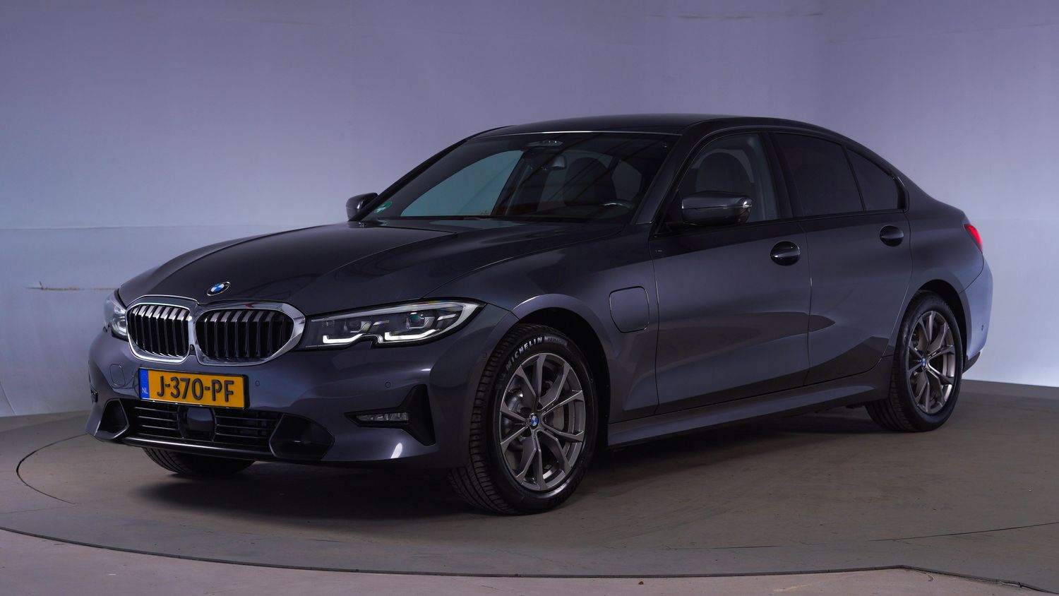 BMW 3-serie Sedan 2020 J-370-PF 1