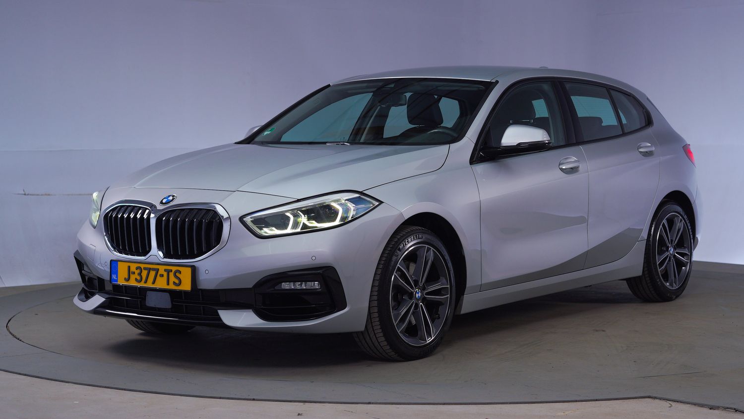 BMW 1-serie Hatchback 2020 J-377-TS 1