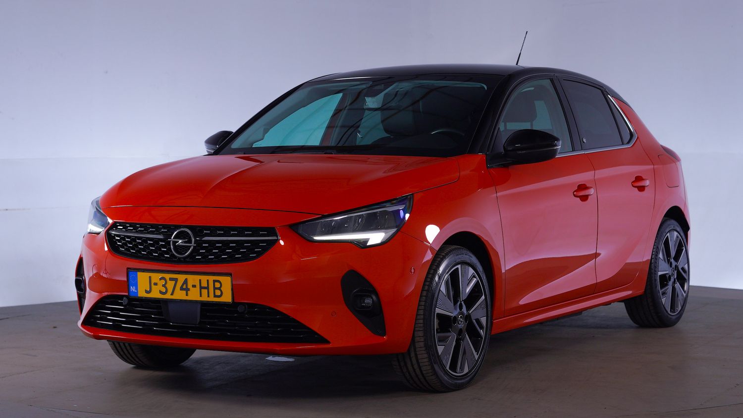 Opel Corsa-e Hatchback 2020 J-374-HB 1
