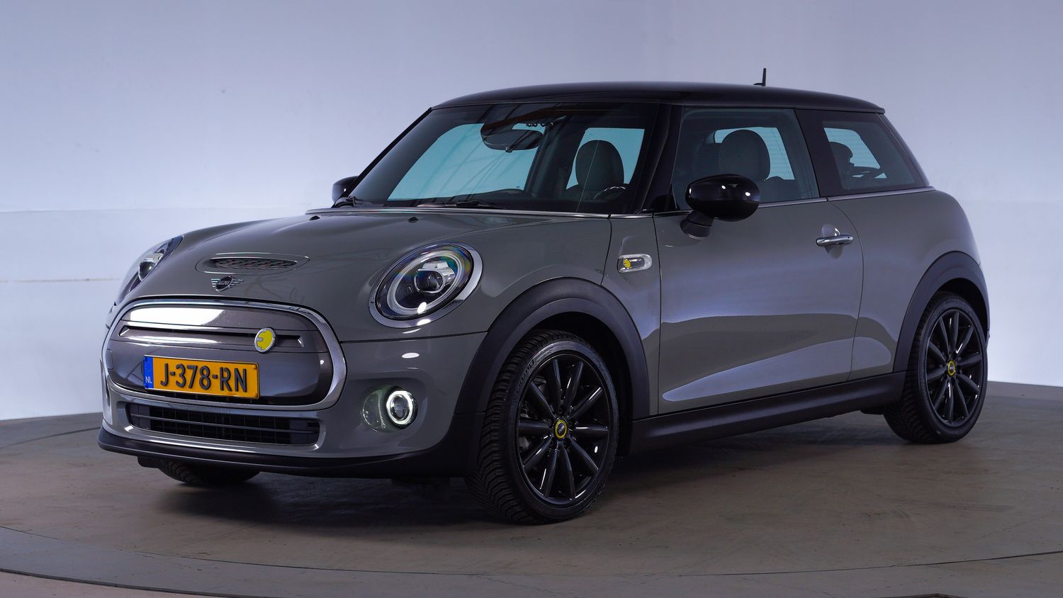 Mini Mini Electric Hatchback 2020 J-378-RN 1
