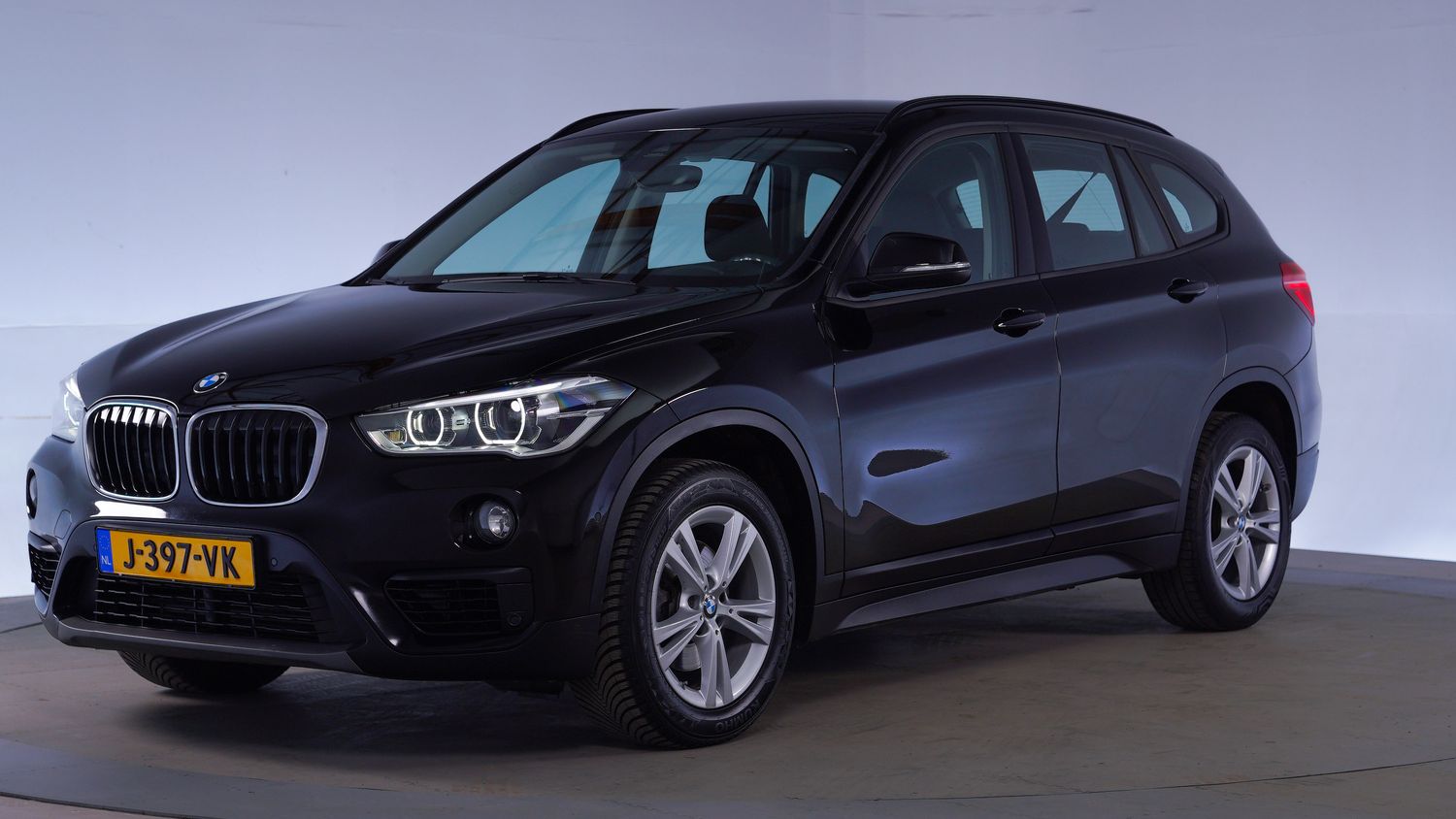 BMW X1 SUV / Terreinwagen 2019 J-397-VK 1