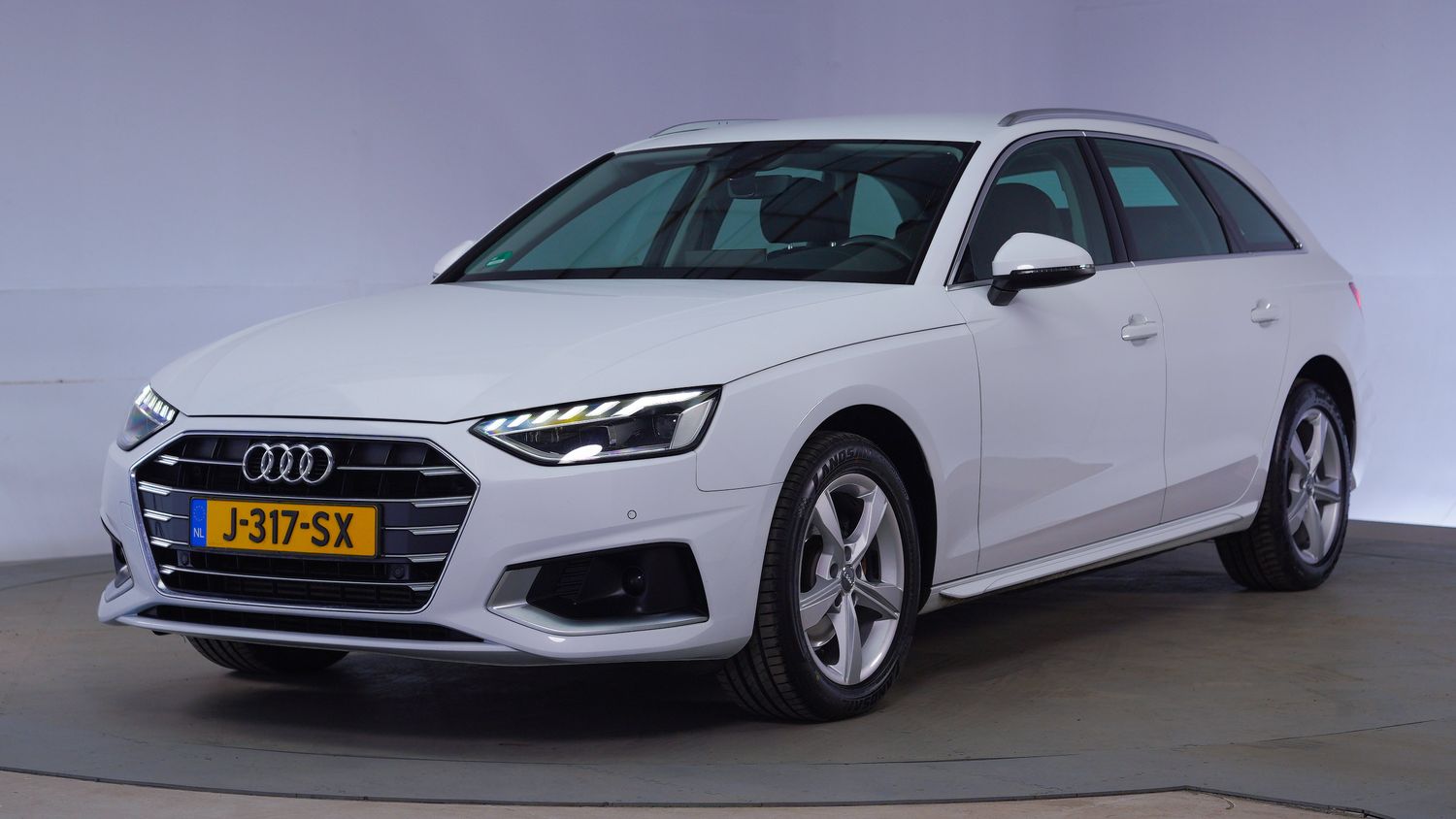 Audi A4 Station 2020 J-317-SX 1