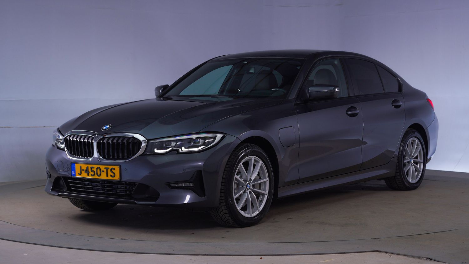 BMW 3-serie Sedan 2020 J-450-TS 1