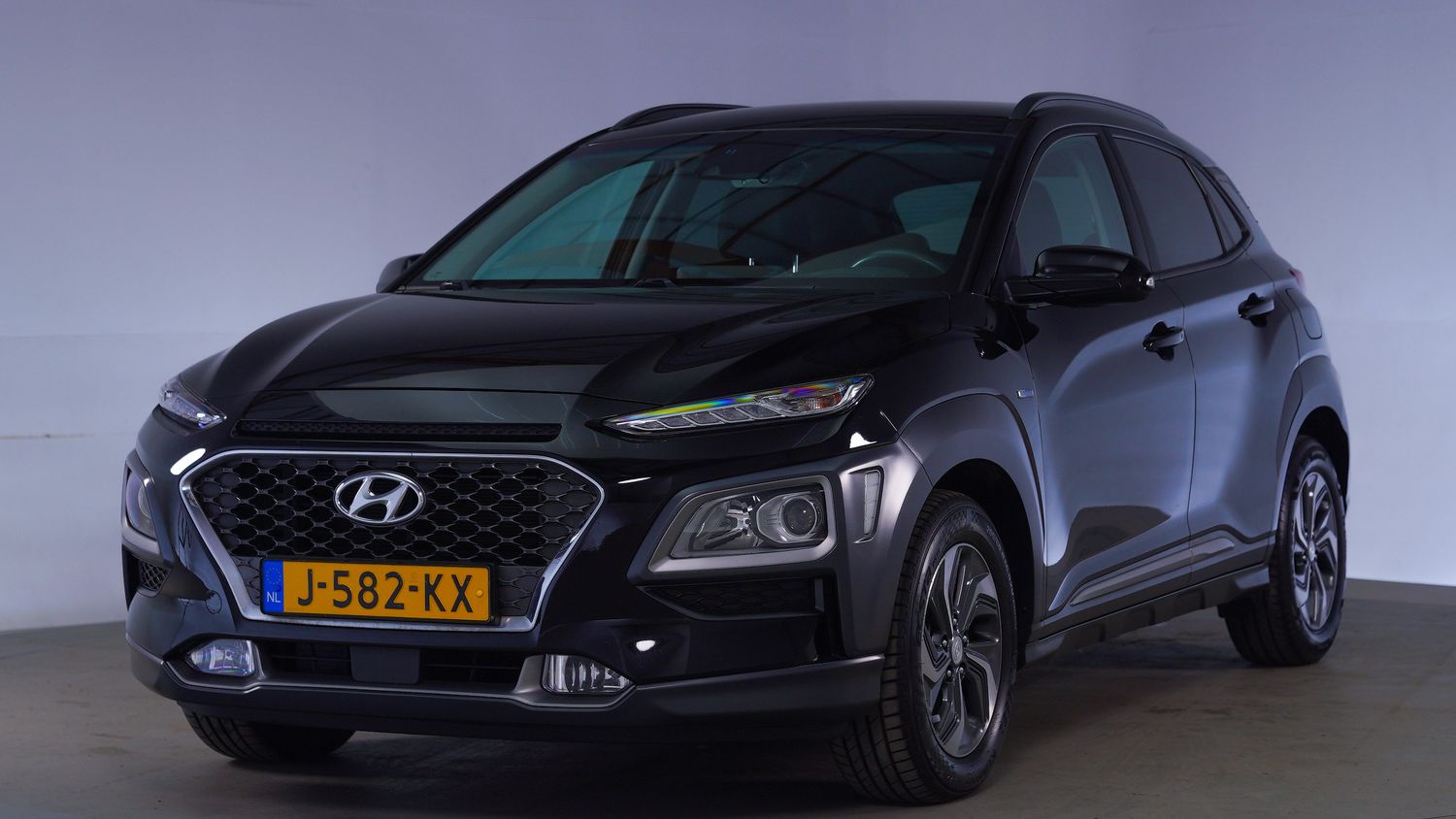 Hyundai Kona MPV 2020 J-582-KX 1