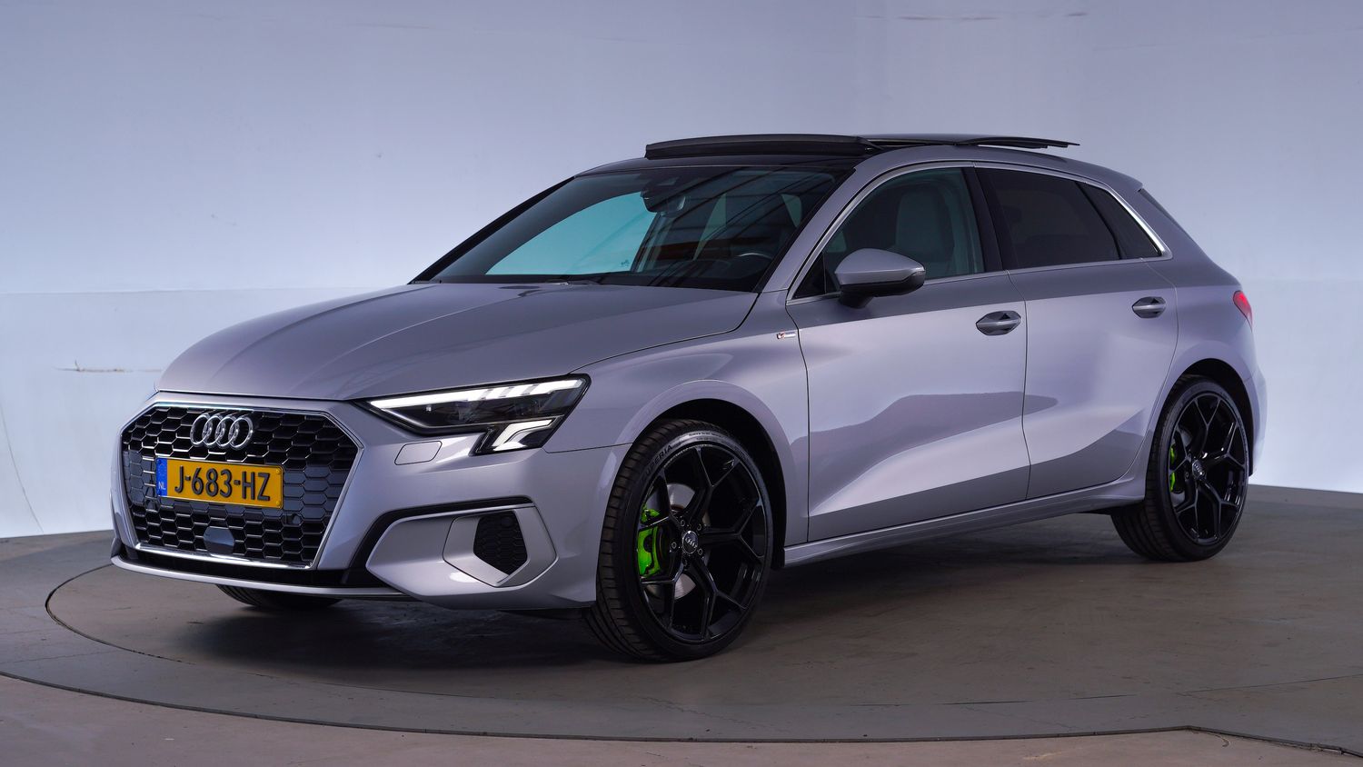 Audi A3 Hatchback 2020 J-683-HZ 1