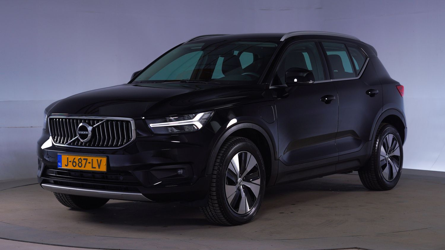 Volvo XC40 SUV / Terreinwagen 2020 J-687-LV 1