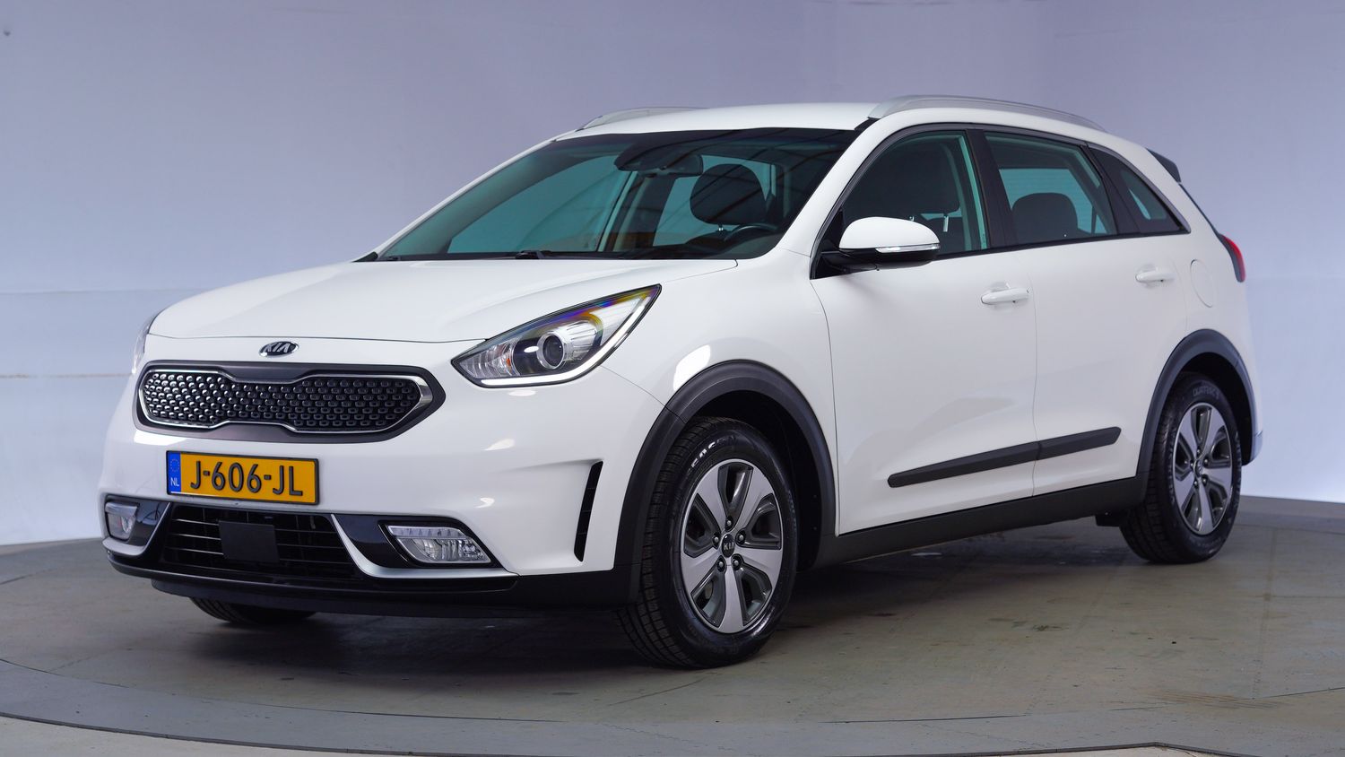 Kia Niro SUV / Terreinwagen 2019 J-606-JL 1