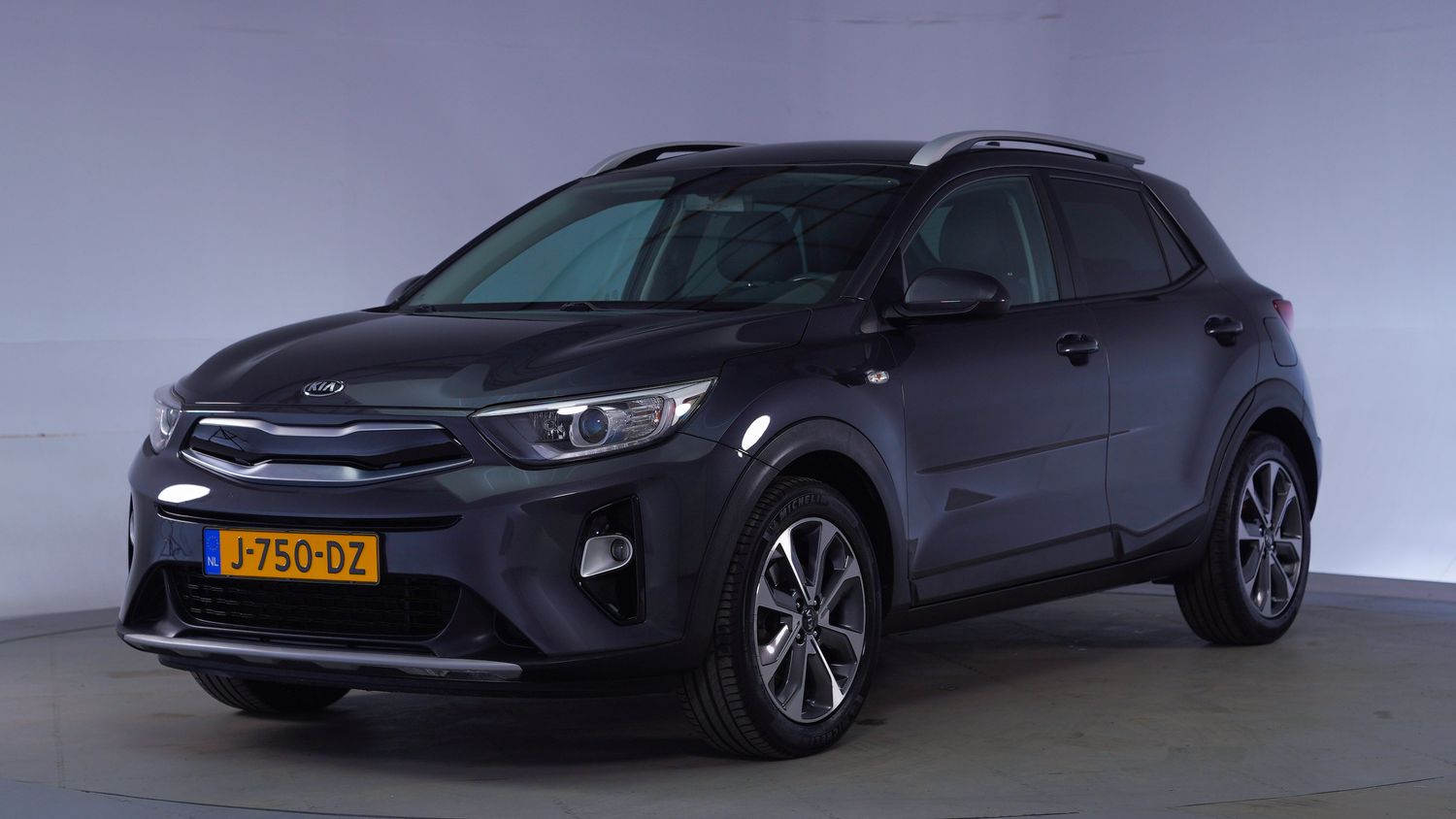 Kia Stonic SUV / Terreinwagen 2020 J-750-DZ 1