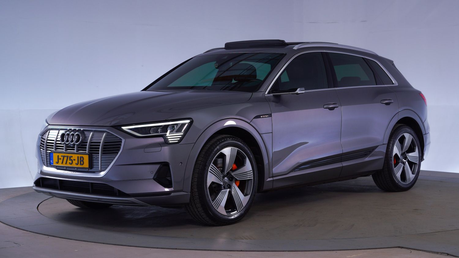 Audi E-Tron SUV / Terreinwagen 2020 J-775-JB 1