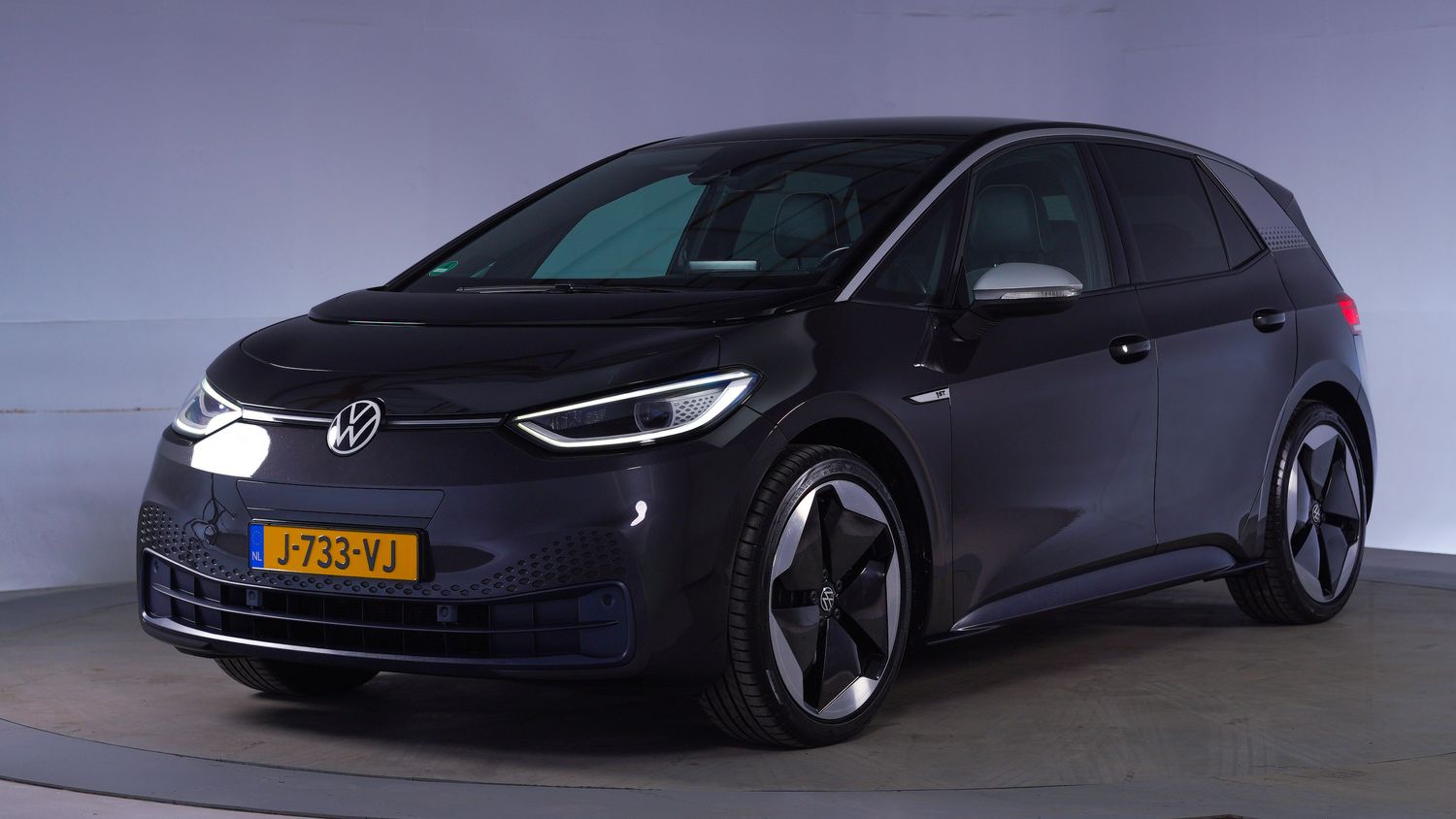 Volkswagen ID.3 Hatchback 2020 J-733-VJ 1