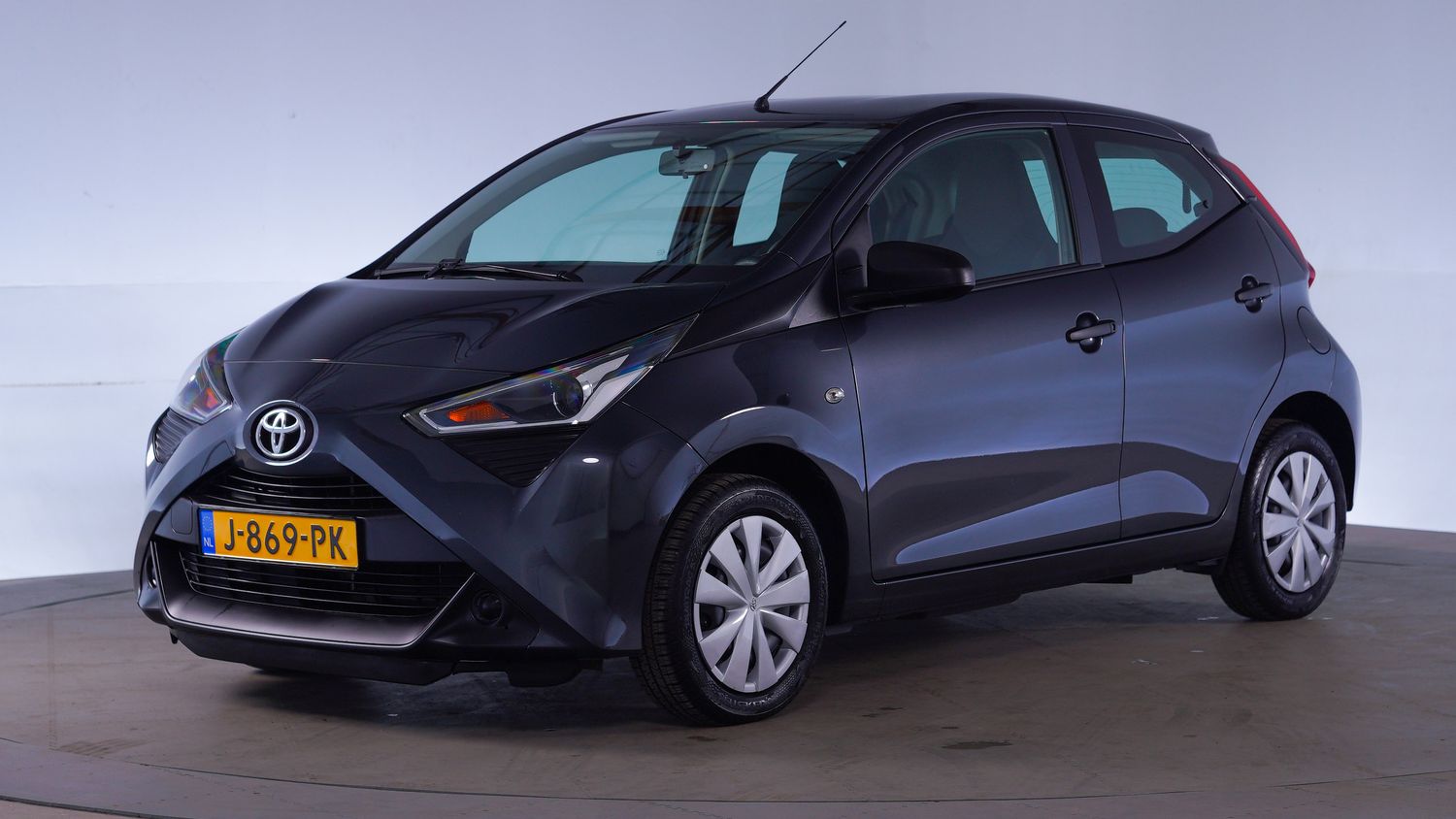 Toyota Aygo Hatchback 2020 J-869-PK 1